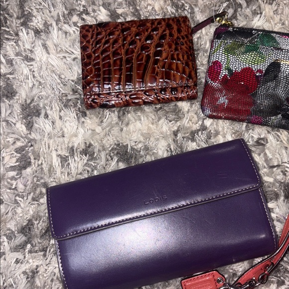 Coach Fossil Michael Kors Frye Lucky Brand Lodi’s Brighton Leather Wallets - Picture 3 of 16